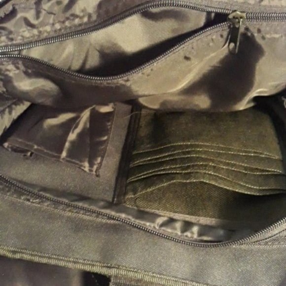 Tragus Messager Bag, 11'x10'x2' - Picture 4 of 7